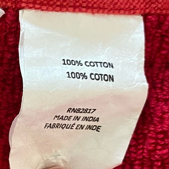 Lacoste Red Textured Loop Bath Towel 100% Cotton 30x52 Big Croc Logo Luxury Bath - Picture 5 of 6